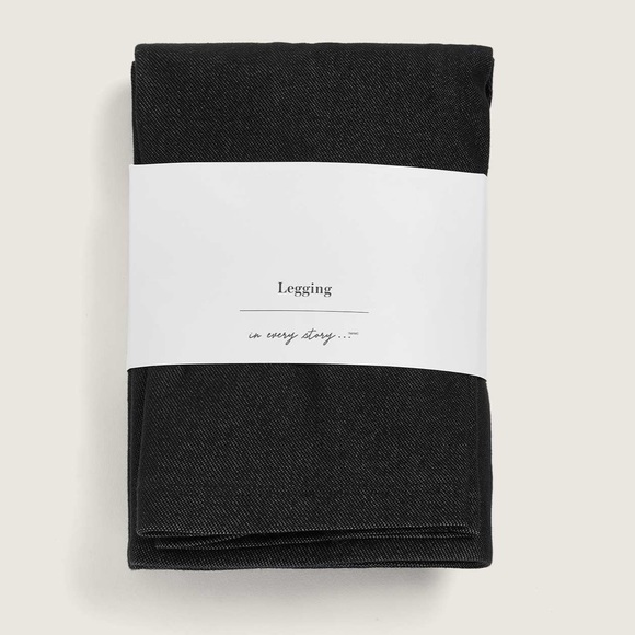 Denim Capri Legging - In Every Story NWTs - Picture 3 of 7